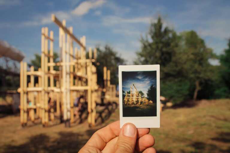 hello-wood-project-village-2016-