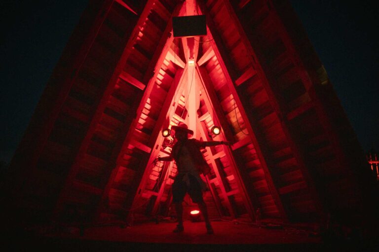 krater_hello_wood_katttarzis_gergely_harsanyi_72dpi_56-1