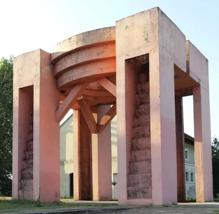 pinkbuild